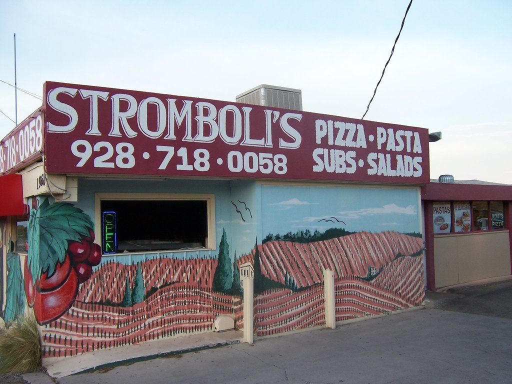 Stromboli`s Pasta and Pizza