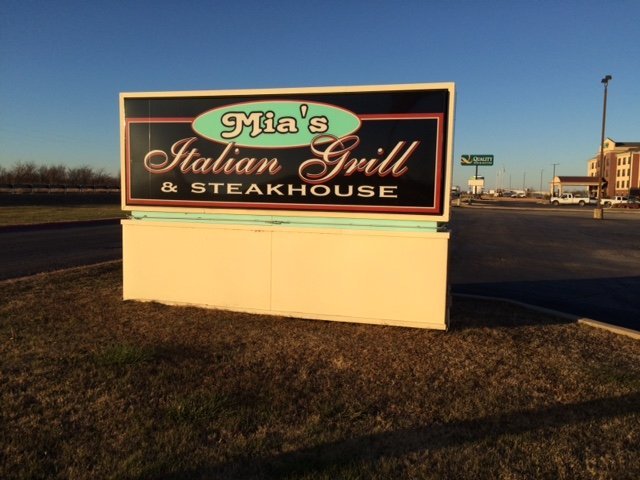 Mia`s Italian Grill