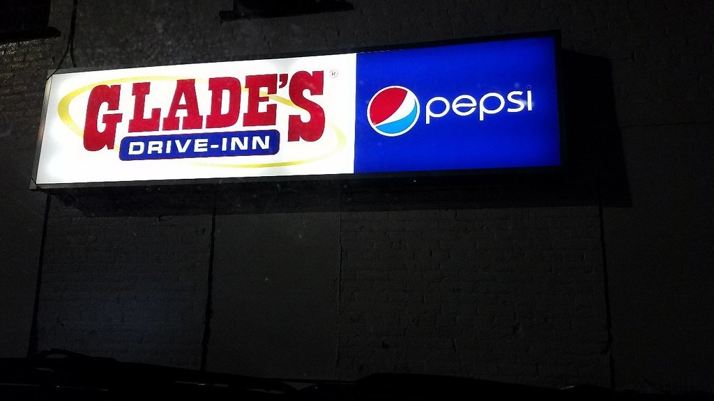 Glade`s Drive Inn
